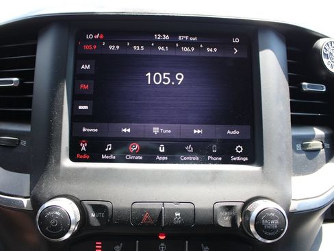 Used 2020 RAM 2500 Big Horn w/ Level 2 Equipment Group AWD/4WD image 35
