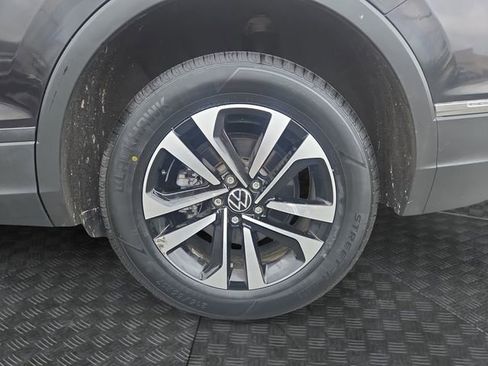 Used 2022 Volkswagen Tiguan S FWD image 33