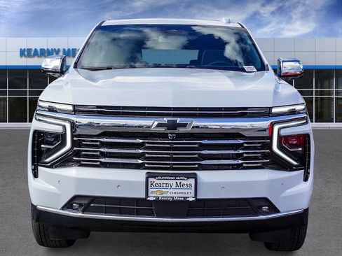 New 2026 Chevrolet Suburban Premier w/ Sun And Tow Package AWD/4WD image 2