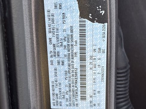 Used 2024 Ford F150 XLT w/ XLT Black Appearance Package image 32