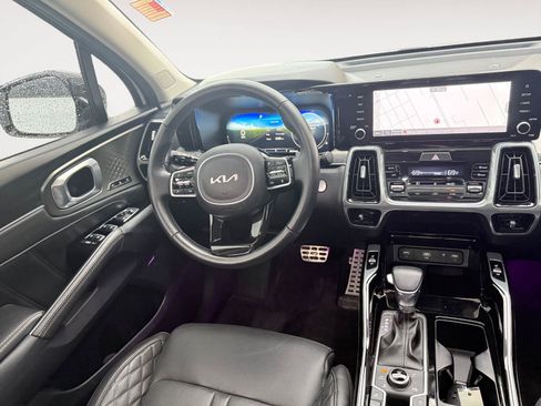 Used 2023 Kia Sorento SX AWD/4WD image 11