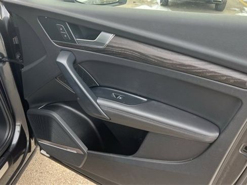 Used 2020 Audi Q5 Prestige image 22
