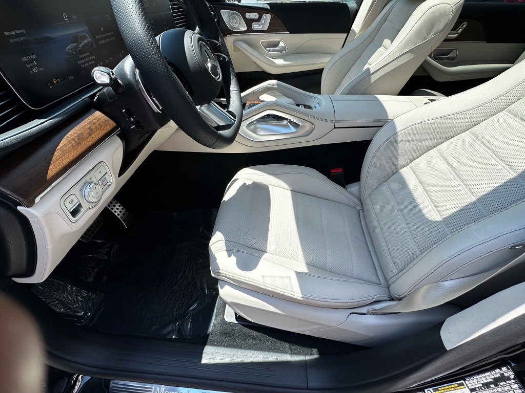 New 2026 Mercedes-Benz GLS 450 4MATIC image 10
