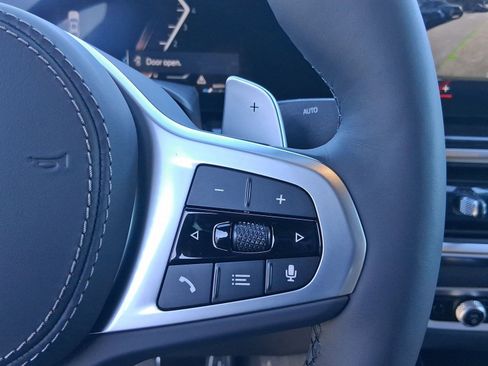 New 2026 BMW X6 xDrive40i w/ Climate Comfort Package image 23