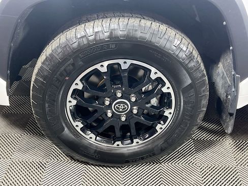 Used 2023 Toyota Tundra SR5 w/ SR5 Premium Package image 28