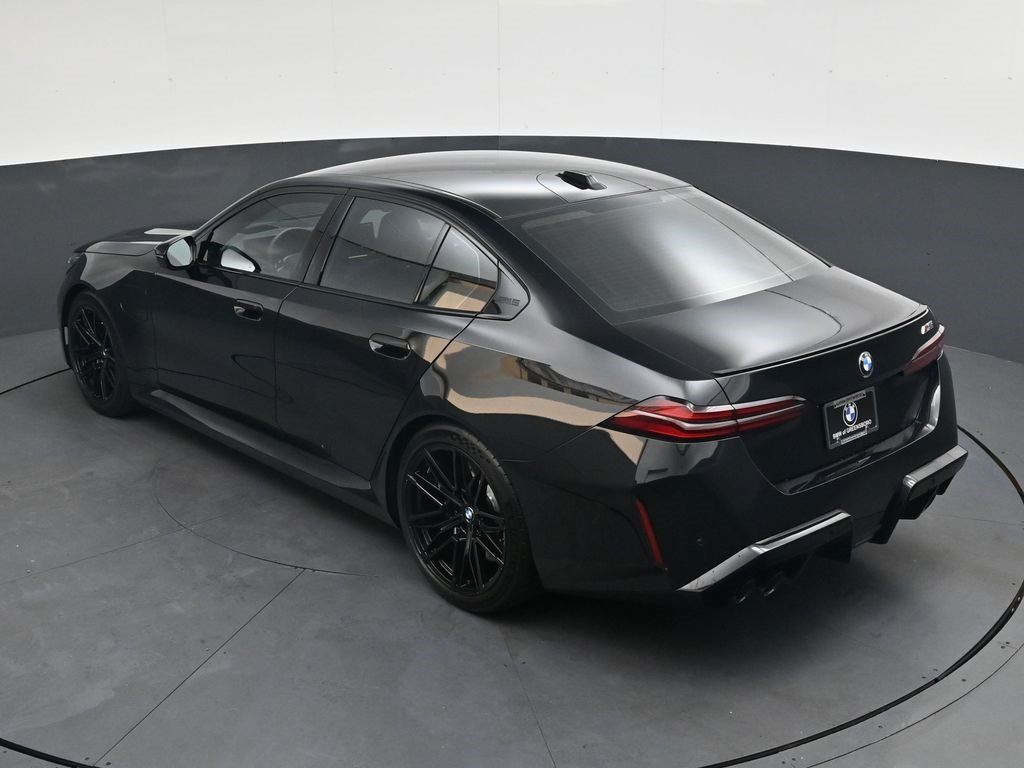 Used 2026 BMW M5 w/ Executive Package AWD/4WD image 27