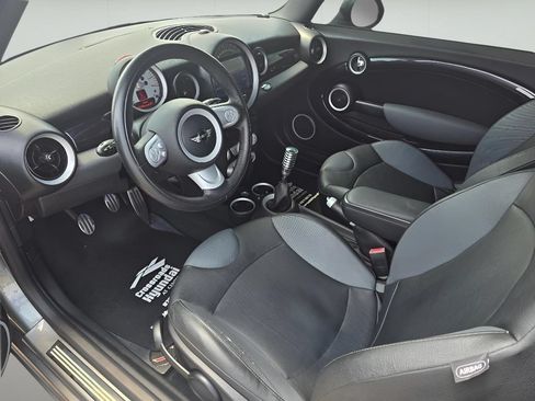 Used 2009 MINI Cooper John Cooper Works FWD image 27