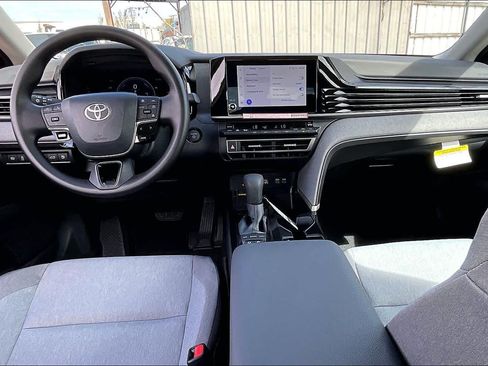 New 2026 Toyota Camry LE w/ Convenience Package FWD image 5