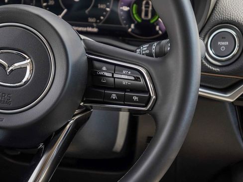 New 2025 MAZDA CX-70 Plug-In Hybrid w/ Premium Pkg image 17