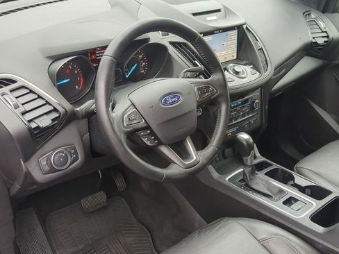 Used 2017 Ford Escape Titanium image 14