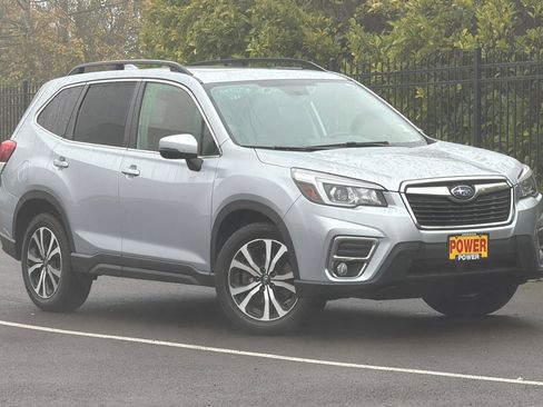 Used 2020 Subaru Forester Limited w/ Popular Package #3 image 2