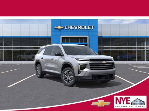 New 2026 Chevrolet Traverse LT w/ Driver Confidence Package image 1