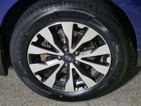 Used 2015 Subaru Outback 2.5i Limited AWD/4WD image 15