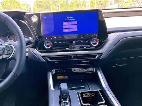 Used 2026 Lexus TX 350 AWD w/ Technology Package image 7