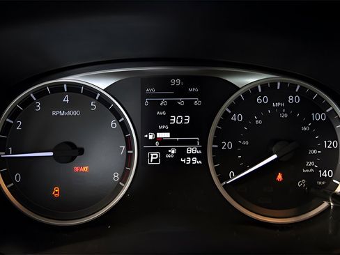 Used 2024 Nissan Kicks S image 20