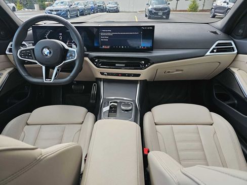 Used 2026 BMW 330i xDrive Sedan w/ M Sport Package image 18