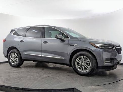 Used 2021 Buick Enclave Essence FWD image 11