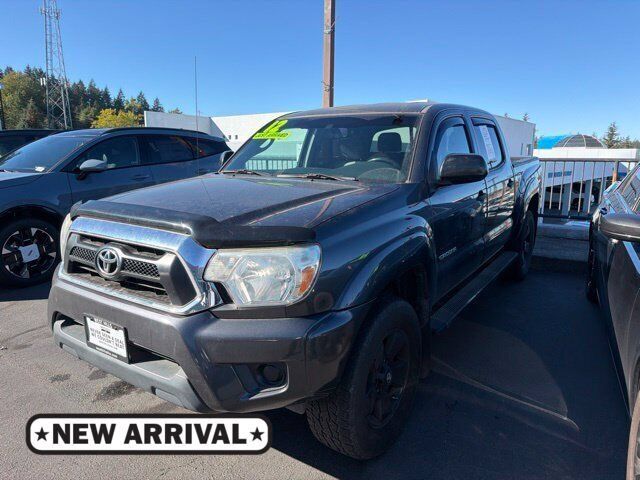 Used 2012 Toyota Tacoma PreRunner w/ SR5 Pkg RWD image 1