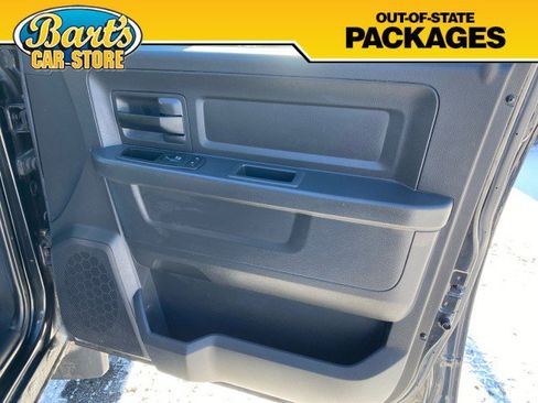 Used 2011 RAM 1500 ST w/ SXT Appearance Group image 11