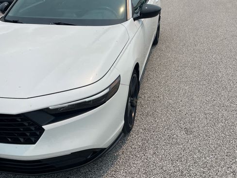 Used 2023 Honda Accord Sport image 10