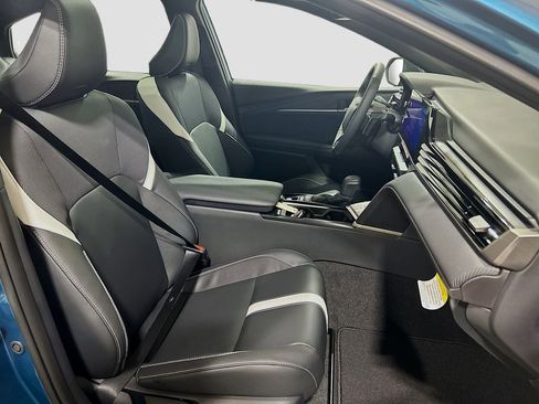 New 2026 Toyota Camry SE FWD image 25