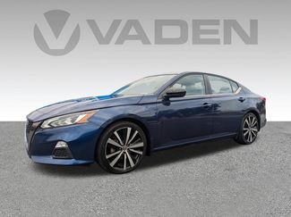 Used 2022 Nissan Altima 2.5 SR FWD video 2