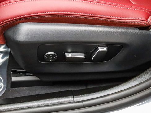 Certified 2025 BMW i5 eDrive40i w/ M Sport Package image 22