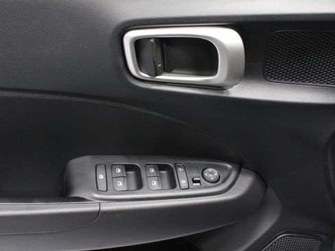 Certified 2024 Hyundai Venue SEL FWD image 23