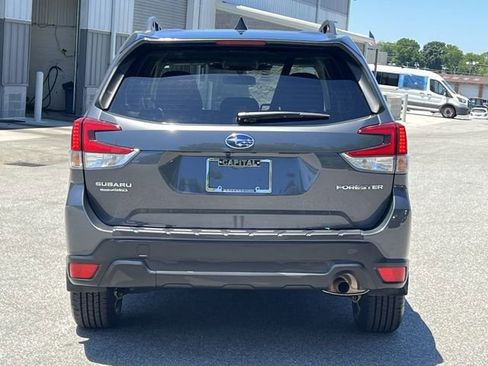 Certified 2024 Subaru Forester Premium AWD/4WD image 12