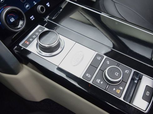 Used 2021 Land Rover Range Rover P525 Westminster Edition LWB image 26