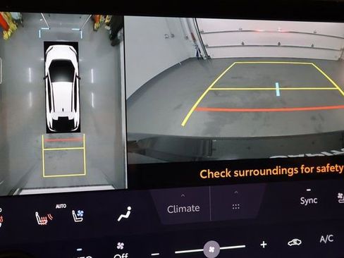 New 2026 Subaru Solterra Touring XT image 23