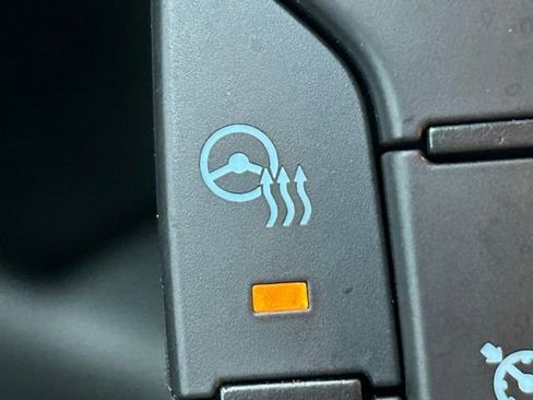 Used 2014 GMC Sierra 3500 Denali image 7