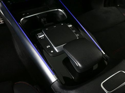 Certified 2023 Mercedes-Benz GLA 250 4MATIC image 17