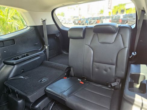 Used 2022 Kia Telluride EX FWD image 26