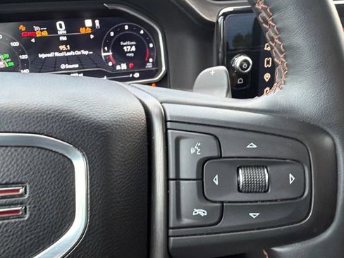 Used 2023 GMC Sierra 1500 AT4 AWD/4WD image 9