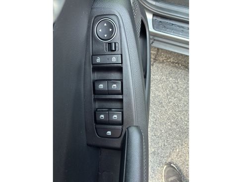 Used 2021 Kia Seltos SX w/ SX Sunroof Package AWD/4WD image 12