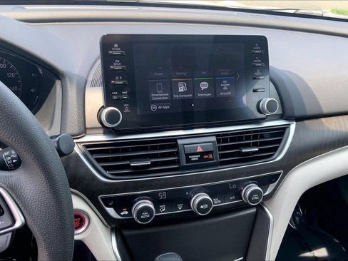 Used 2020 Honda Accord EX image 4