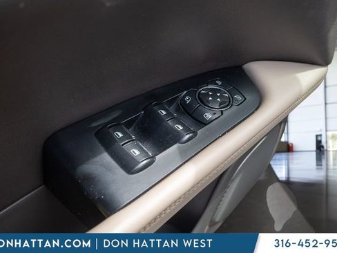 Used 2022 Lincoln Nautilus Reserve AWD/4WD image 16
