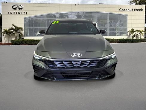 Used 2025 Hyundai Elantra Sport w/ Cargo Package image 2