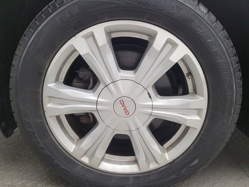 Used 2016 GMC Terrain SLT FWD image 31
