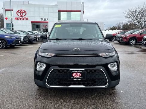 Used 2021 Kia Soul LX image 2