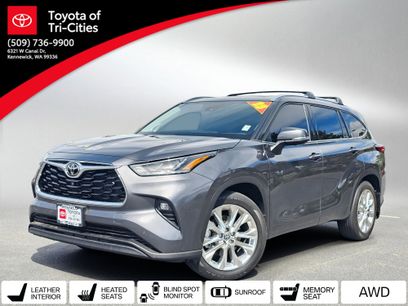 Used 2023 Toyota Highlander Limited
