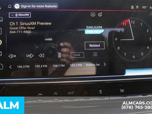 Used 2026 GMC Sierra 1500 SLT AWD/4WD image 34
