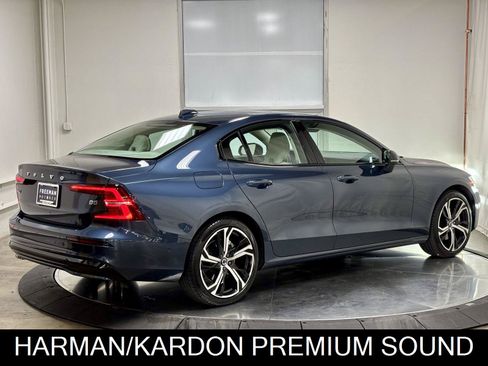 Used 2024 Volvo S60 B5 Plus w/ Climate Package FWD image 9