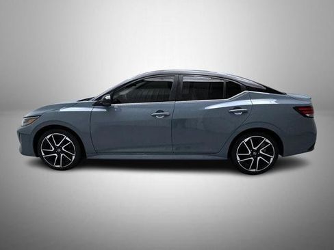 Certified 2024 Nissan Sentra SR FWD image 8