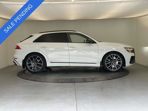 Used 2021 Audi SQ8 Prestige AWD/4WD image 6