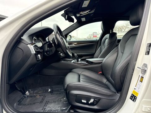 Used 2019 BMW 530i xDrive w/ Convenience Package image 22