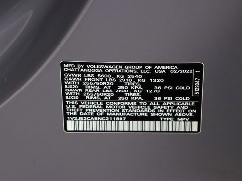 Used 2022 Volkswagen Atlas Cross Sport SE w/ Panoramic Sunroof Package image 33