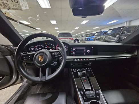 Used 2023 Porsche 911 Carrera w/ Premium Package image 10