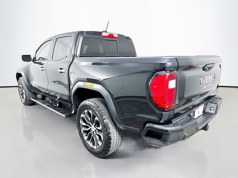 Used 2025 GMC Canyon Denali AWD/4WD image 7